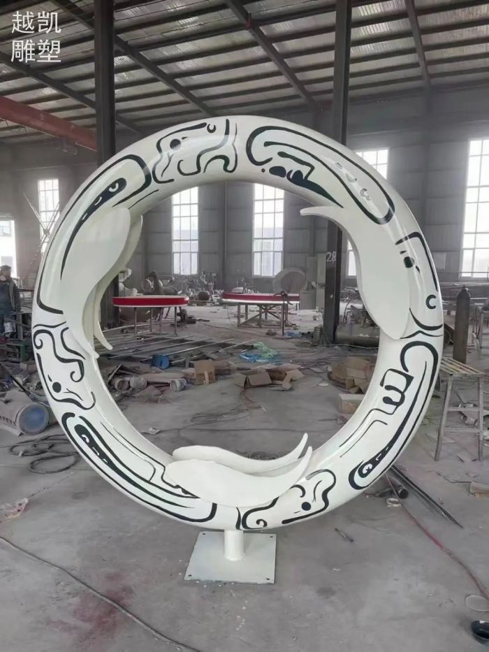 圆环雕塑 街景艺术品 不锈钢圆环雕塑厂家