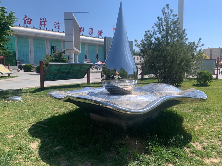 不锈钢水滴雕塑,镜面不锈钢水滴景观摆件
