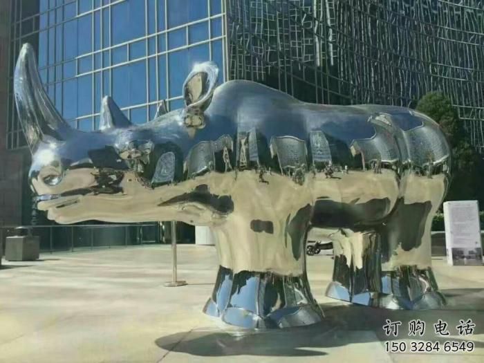 犀牛雕塑厂家 现代动物体系 不锈钢犀牛雕塑厂 犀牛雕塑厂家 现代动物体系 不锈钢犀牛雕塑厂