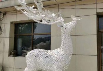 镂空鹿雕塑厂家 长角艺术结构 不锈钢镂空鹿雕塑价格