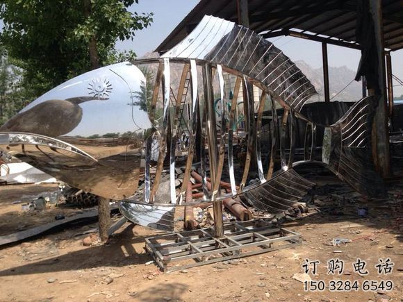 不锈钢雕塑鱼 镜面镂空鱼雕塑 鱼雕塑厂家价格 不锈钢雕塑鱼 镜面镂空鱼雕塑 鱼雕塑厂家价格