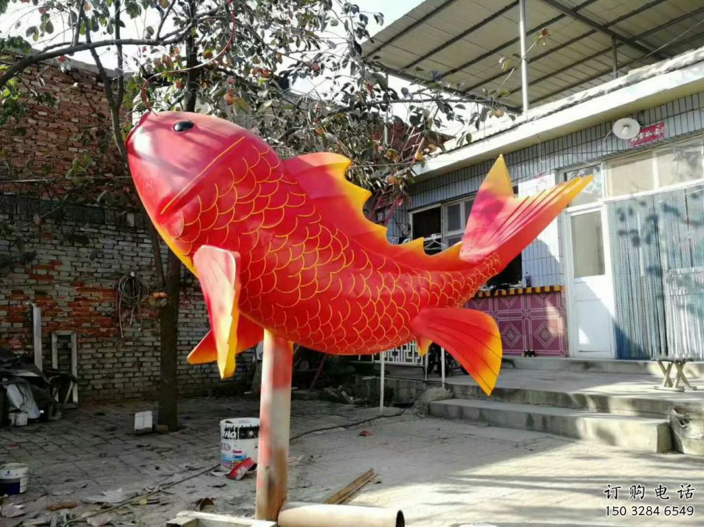 锦鲤雕塑厂家 红色鱼雕塑 不锈钢红鲤鱼雕塑厂家