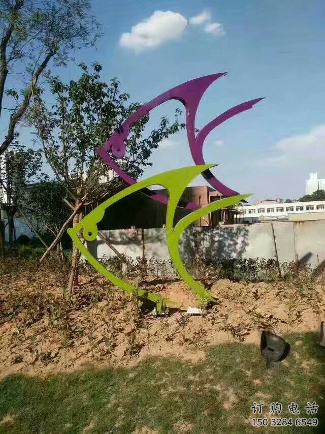 烤漆小鱼雕塑厂家 几何雕塑鱼价格
