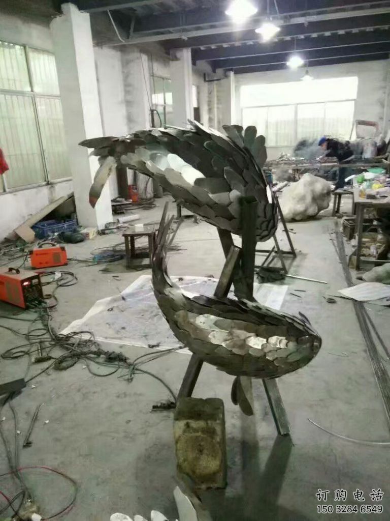 片片鱼雕塑厂家 抽象原理 不锈钢片片鱼雕塑厂家 片片鱼雕塑厂家 抽象原理 不锈钢片片鱼雕塑厂家