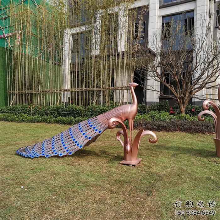 古铜色孔雀雕塑厂家 落地鸟禽 不锈钢雕塑孔雀定做 古铜色孔雀雕塑厂家 落地鸟禽 不锈钢雕塑孔雀定做