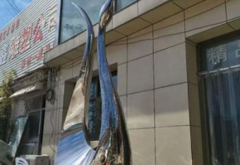 成对天鹅雕塑厂家 灯光配置 灯光天鹅雕塑设计