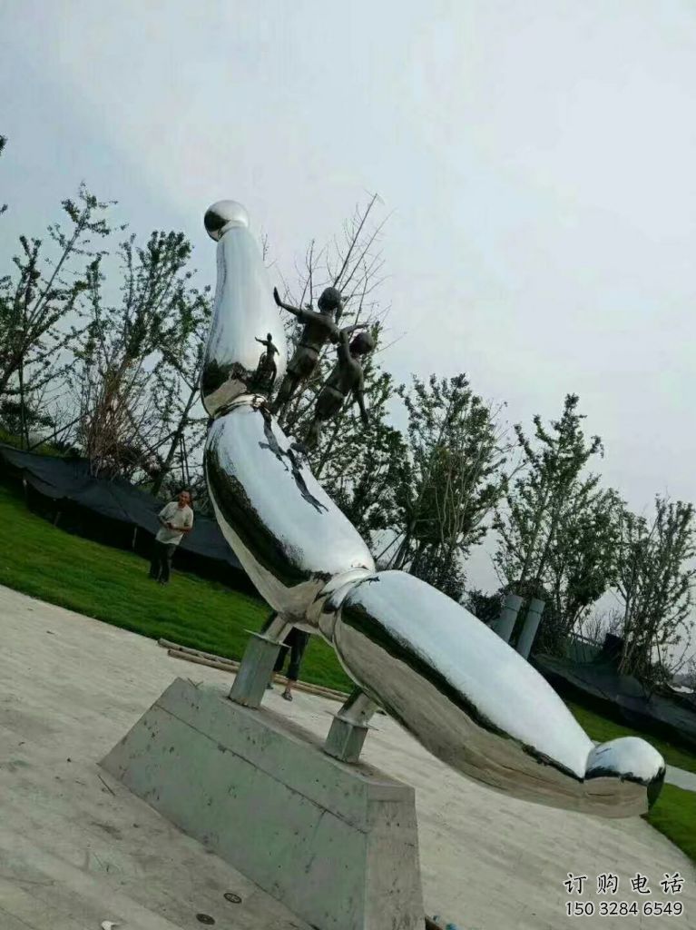 莲藕雕塑厂家 不锈钢镜面莲藕雕塑制作 莲藕雕塑厂家 不锈钢镜面莲藕雕塑制作