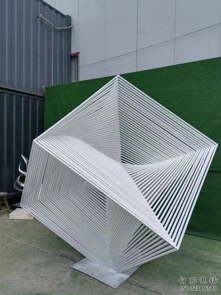 钢管立方体雕塑厂家 不锈钢钢管立方体雕塑 钢管立方体雕塑厂家 不锈钢钢管立方体雕塑
