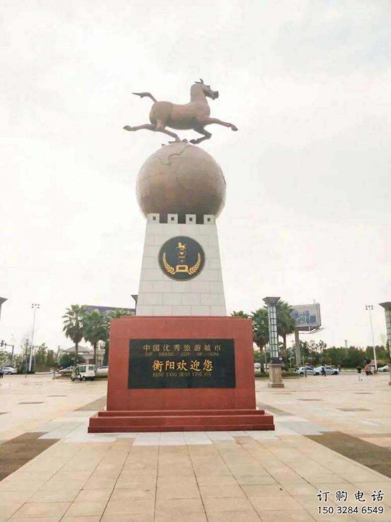 马踏飞燕雕塑厂家 城市景观建筑 不锈钢马踏飞燕雕塑 马踏飞燕雕塑厂家 城市景观建筑 不锈钢马踏飞燕雕塑