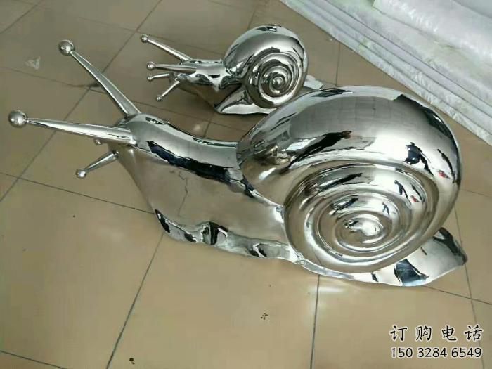 户外蜗牛雕塑厂家 海洋宾馆小品 酒店镜面蜗牛雕塑