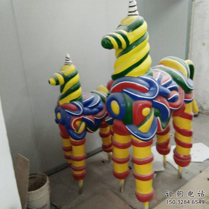 别墅斑马雕塑厂家 卡通喷漆小品 户外创意斑马雕塑