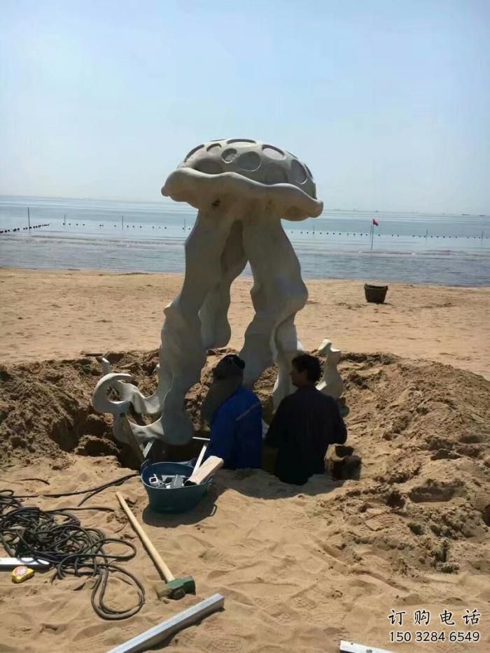 彩绘水母雕塑厂家 卡通喷漆小品 草地大型水母雕塑 彩绘水母雕塑厂家 卡通喷漆小品 草地大型水母雕塑