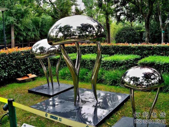 锻造水母雕塑厂家 卡通喷漆摆件 广场哑光水母雕塑 锻造水母雕塑厂家 卡通喷漆摆件 广场哑光水母雕塑