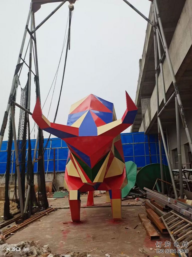 大门口牛雕塑厂家 欧式宾馆摆件 风景区抽象牛雕塑 大门口牛雕塑厂家 欧式宾馆摆件 风景区抽象牛雕塑