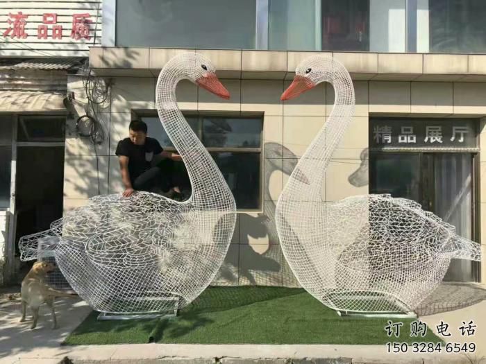 镂空鹅雕塑厂家 现代抽象摆件 草地切面鹅雕塑 镂空鹅雕塑厂家 现代抽象摆件 草地切面鹅雕塑