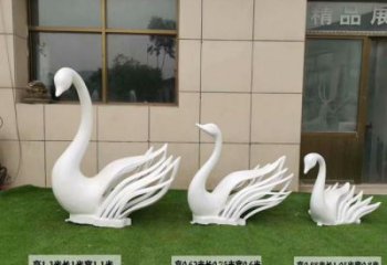 彩绘鹅雕塑厂家 卡通喷漆小品 草地仿真鹅雕塑