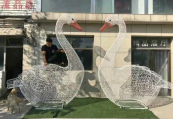 镂空鹅雕塑厂家 现代抽象摆件 草地切面鹅雕塑