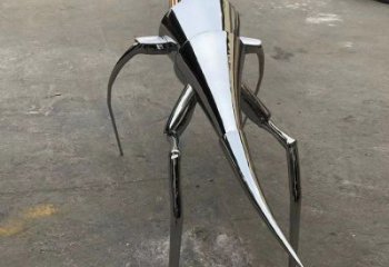 锻造蚂蚱雕塑厂家 创意公园小品 户外镜面蚂蚱雕塑