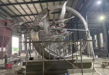 拉丝飞燕雕塑厂家 大型镂空摆件 游乐场异形飞燕雕塑