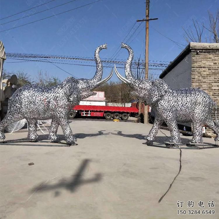 几何牛雕塑厂家 中式室内摆件 草地镂空牛雕塑 几何牛雕塑厂家 中式室内摆件 草地镂空牛雕塑