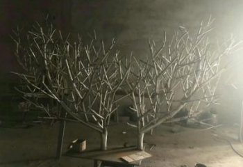 别墅鹿角雕塑厂家 卡通喷漆小品 户外镂空鹿角雕塑