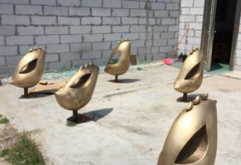 彩绘雀鸟雕塑厂家 卡通喷漆小品 草地切面雀鸟雕塑