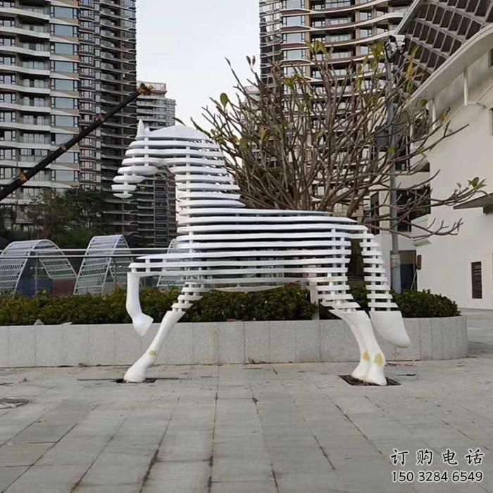 宾馆跑马雕塑厂家 欧式仿真小品 户外喷漆跑马雕塑 宾馆跑马雕塑厂家 欧式仿真小品 户外喷漆跑马雕塑