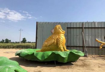 别墅区金蟾雕塑厂家 卡通喷漆小品 现代抽象金蟾雕塑