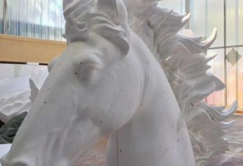 户外马头雕塑厂家 抽象公园小品 大型彩绘马头雕塑