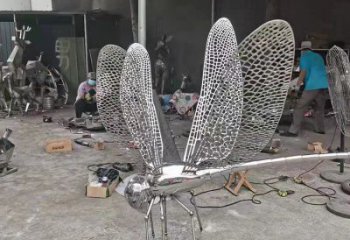 风景区蜻蜓点水雕塑厂家 中式摆件 户外镂空蜻蜓点水雕塑