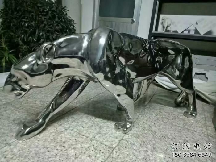 仿真猎豹雕塑厂家 户外现代小品 大型镜面猎豹雕塑