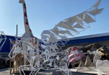 公园花片马雕塑厂家 中式喷漆小品 风景区仿古花片马雕塑