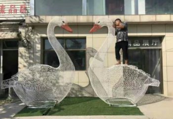 镂空天鹅雕塑厂家 现代抽象摆件 公园草地天鹅雕塑