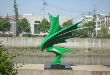 别墅区老鹰雕塑厂家 公园喷漆小品 户外几何老鹰雕塑