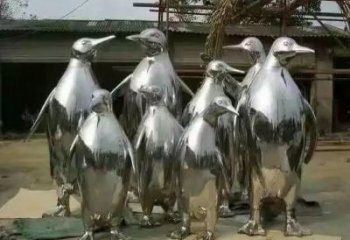 街道企鹅雕塑厂家 创意村口小品 酒店拉丝企鹅雕塑