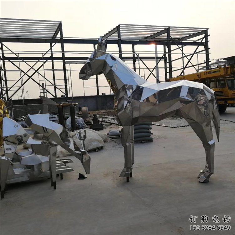 镜面骏马雕塑厂家 现代广场摆件 游乐场异形骏马雕塑 镜面骏马雕塑厂家 现代广场摆件 游乐场异形骏马雕塑