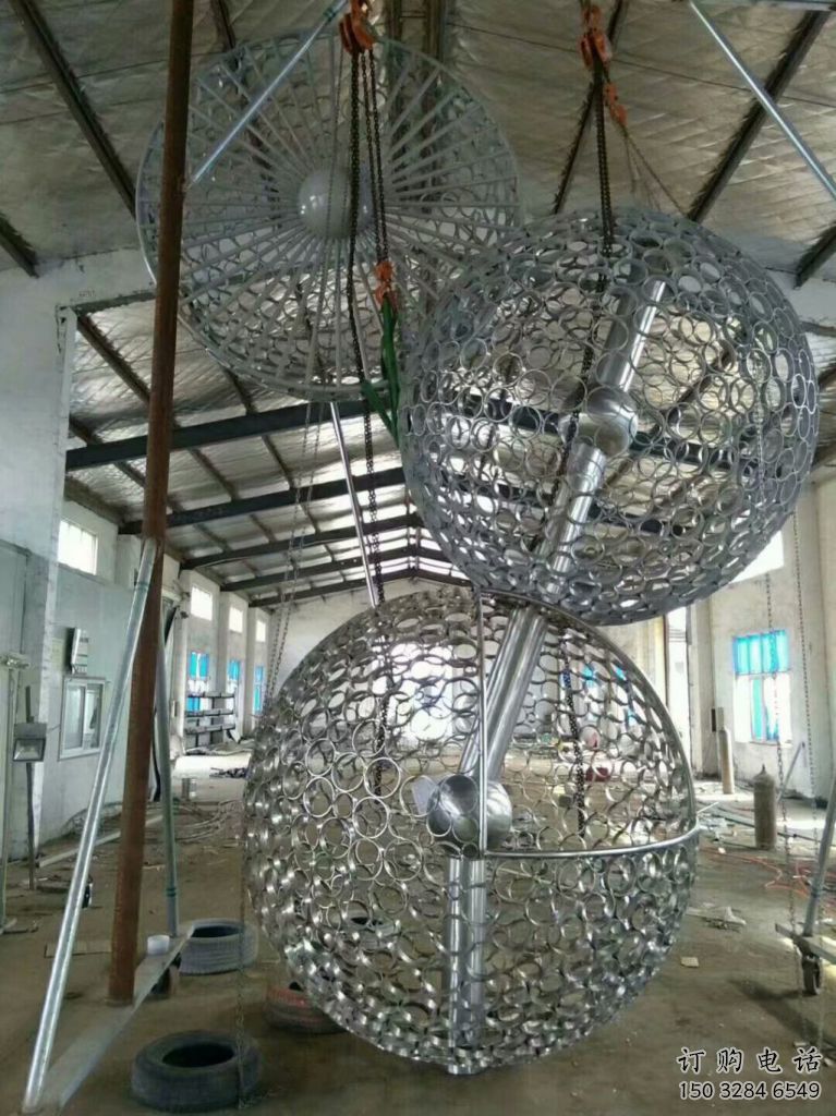 户外球体雕塑厂家 喷漆镂空小品 灯光不锈钢球体雕塑 户外球体雕塑厂家 喷漆镂空小品 灯光不锈钢球体雕塑