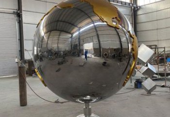 镜面地球仪雕塑厂家 欧式步行街小品 户外不锈钢地球仪雕塑