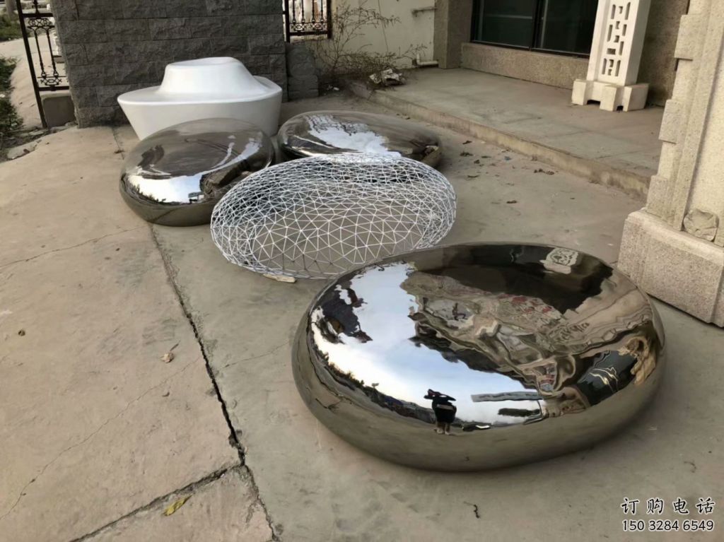 大型鹅卵石雕塑厂家 锻造发光小品 现代不锈钢鹅卵石雕塑