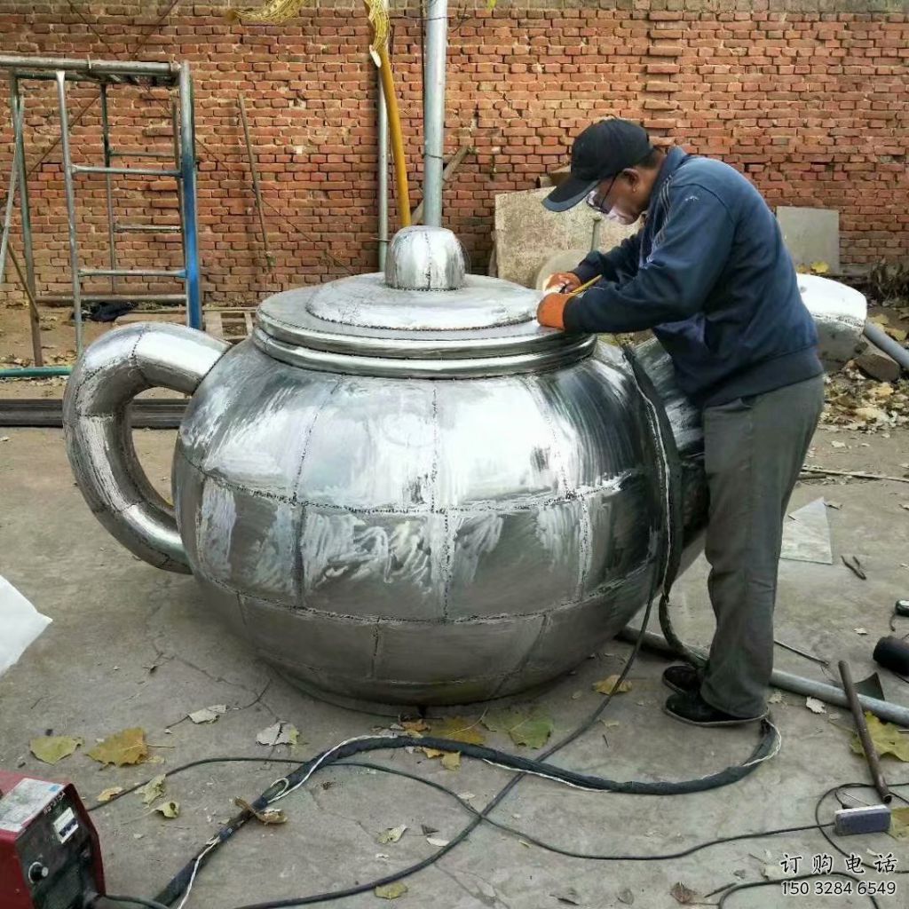 中式茶壶雕塑厂家 喷水小品 悬空不锈钢茶壶雕塑生产