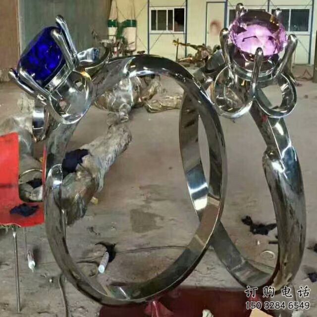 异形指环雕塑厂家 现代小品 公园不锈钢指环雕塑 异形指环雕塑厂家 现代小品 公园不锈钢指环雕塑