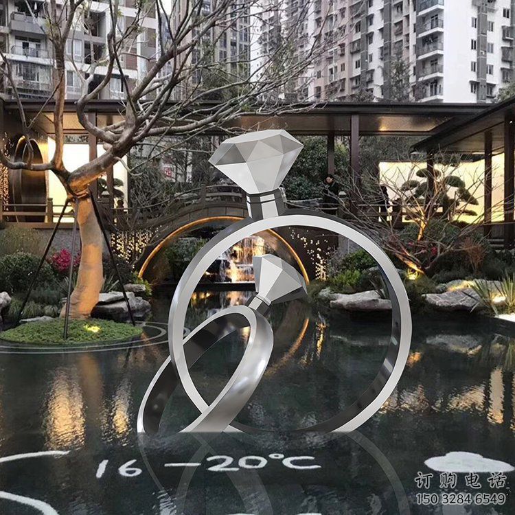 酒店戒指雕塑厂家 户外小品 创意不锈钢戒指雕塑