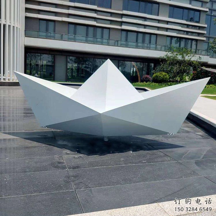 户外小船雕塑厂家 喷漆小品 公园不锈钢小船雕塑 户外小船雕塑厂家 喷漆小品 公园不锈钢小船雕塑