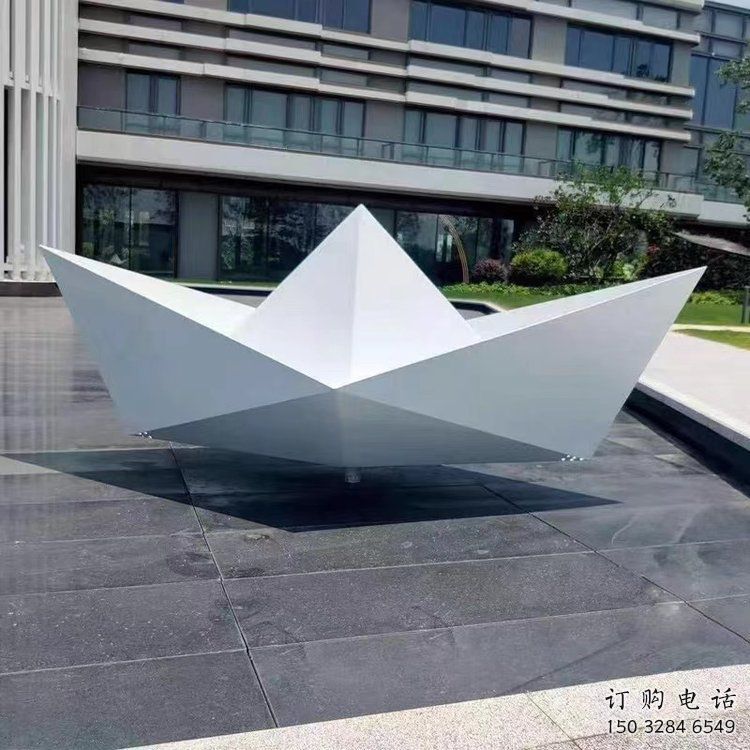 中式船型雕塑厂家 公园小品 游乐场不锈钢船型雕塑 中式船型雕塑厂家 公园小品 游乐场不锈钢船型雕塑