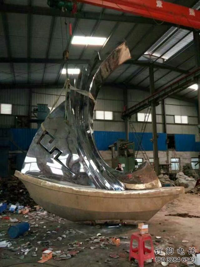 镜面船型雕塑厂家 烤漆大型摆件 生产不锈钢船型雕塑 镜面船型雕塑厂家 烤漆大型摆件 生产不锈钢船型雕塑