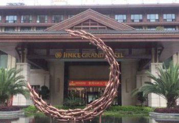 几何月亮雕塑厂家 烤漆小品 大门口不锈钢月亮雕塑生产