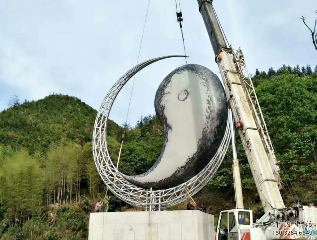 几何圆月雕塑厂家 发光镂空小品 大门口不锈钢圆月雕塑生产 几何圆月雕塑厂家 发光镂空小品 大门口不锈钢圆月雕塑生产