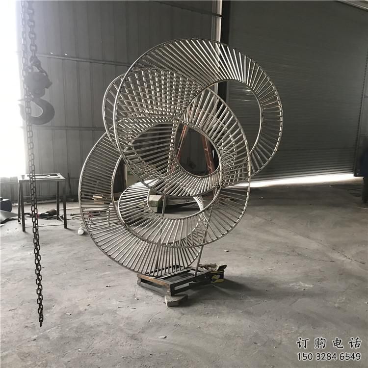异形环形雕塑厂家 现代公园小品 拉丝不锈钢环形雕塑生产 异形环形雕塑厂家 现代公园小品 拉丝不锈钢环形雕塑生产