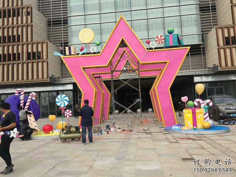 彩绘大门雕塑厂家 现代摆件 街头不锈钢大门雕塑生产