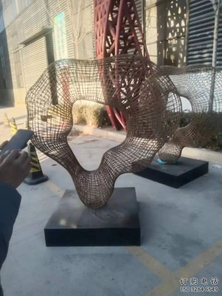 广场丝带雕塑厂家 户外小品 现代不锈钢丝带雕塑生产 广场丝带雕塑厂家 户外小品 现代不锈钢丝带雕塑生产